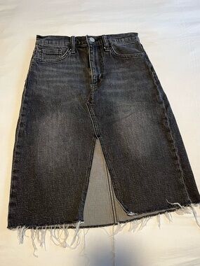 Joe's Jeans Black High-Rise Denim Skirt with Frayed Hem